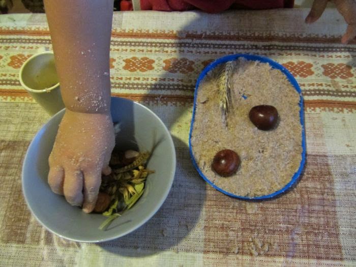 jesienny obrazek, co zrobić z kasztanów, zabawa z dziećmi